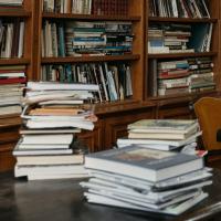 Em Organises Your Books