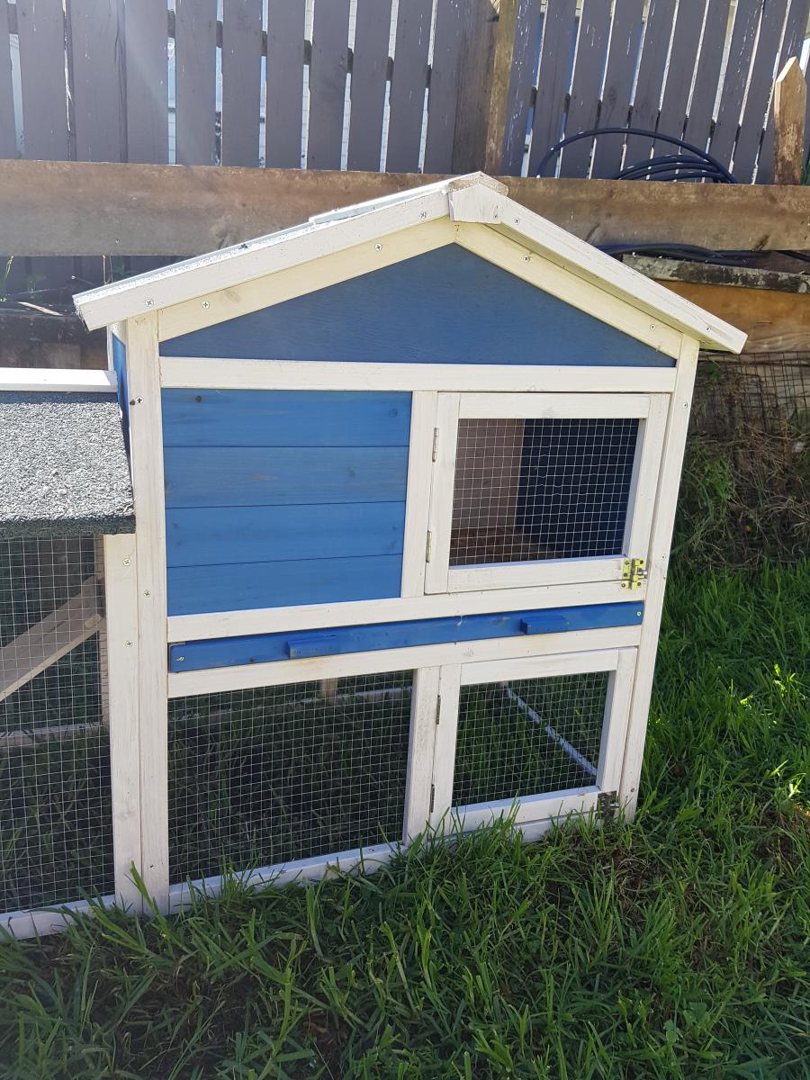 Free rabbit hutch needing new home and occupant . . . . Neighbourly