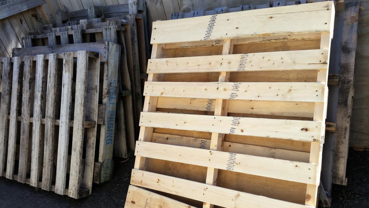 Free Wooden Pallets Neighbourly Newtown, Wellington